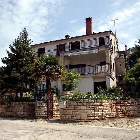 Apartamento Maruzin Pula